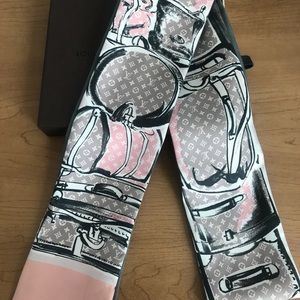 Louis Vuitton Trunk Bandeau (rose poudre)